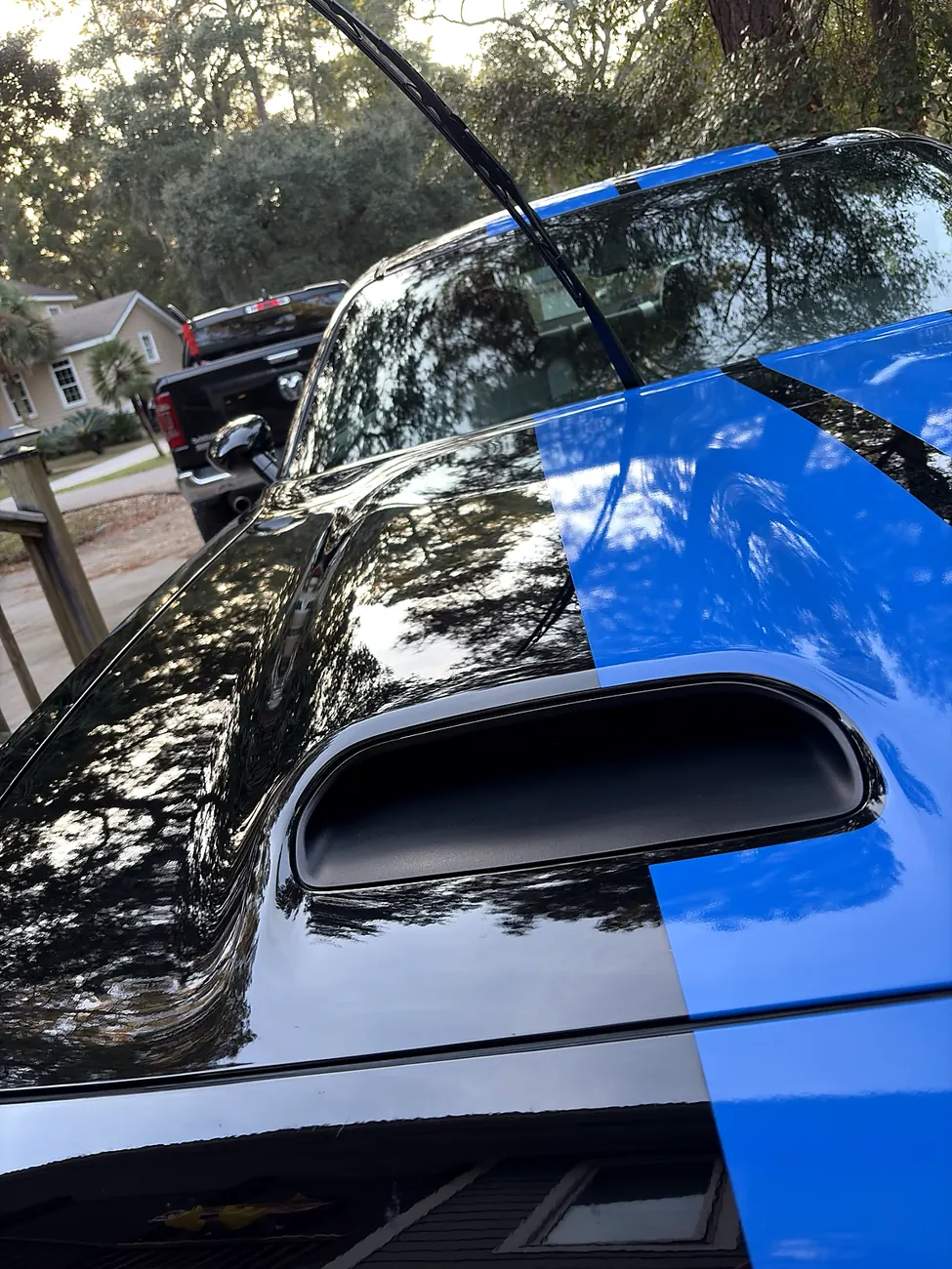 Glossy paint reflection